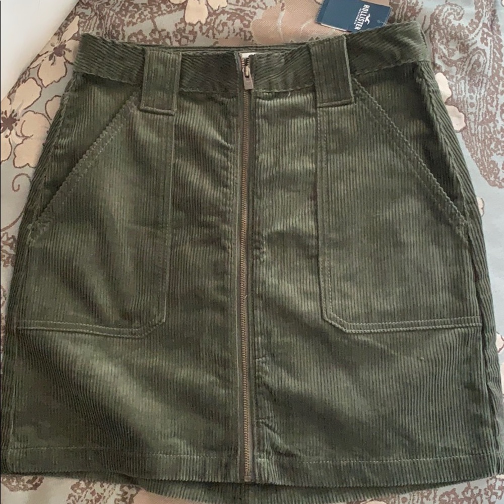 Hollister courdoroy skirt! Brand new with tags!!